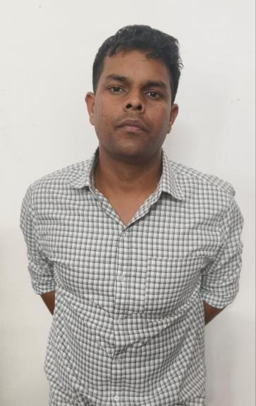 Candidates and solvers sent to jail, were caught on Monday during SSC GD exam.