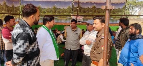 Villagers' protest for underpass continues