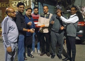 Agarwal community distributed sweets on making Rekha Gupta the CM of Delhi.
