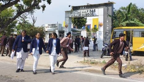 Students stuck in Physics, Chemistry and Biology remained easy.