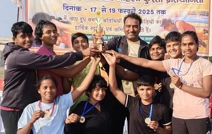 Kanpur's daughters became runners-up in the Senior Women State Wrestling Competition