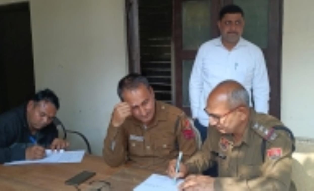 Father and brother killed migrant labourer