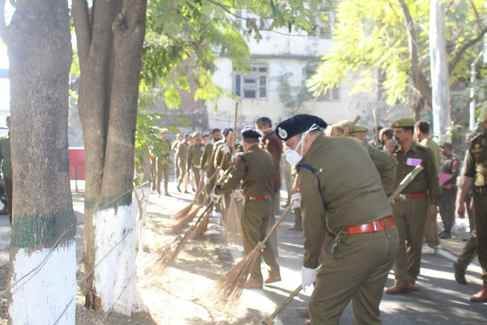 ADGP participated in the cleanliness campaign by donating labor