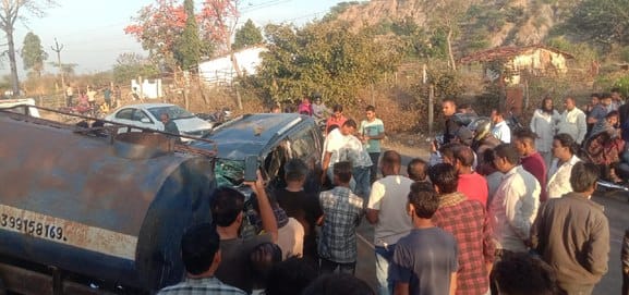Chhindwara  Three killed, including two elderly men, as car rammed into tanker