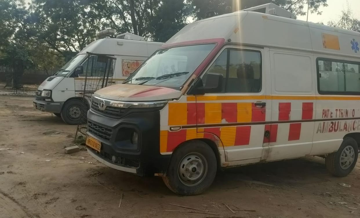 Azamgarh got second place in ambulance service picture changed due to better system