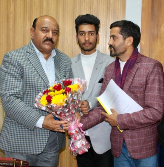 Issue of development raised before Deputy Chief Minister