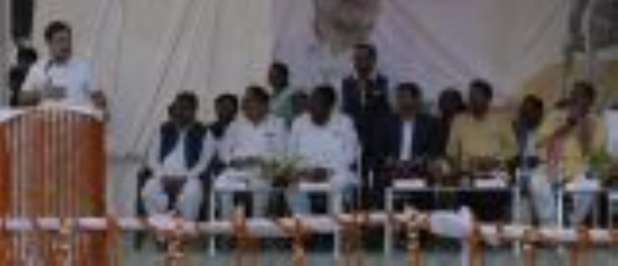 Rahul Gandhi expressed concern over low participation of Dalits and increasing unemployment