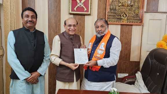 MLC Vagish Pathak met Transport Minister