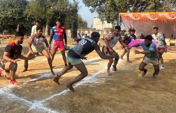 Amethi hostel defeated Gonda and Pratapgarh in Kabaddi