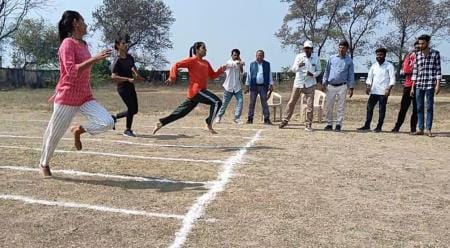 Pratigya won in the race and Krishnakumari won in the long jump.