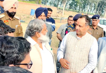 Anil Vij and Mohanlal Badoli met in village Dhathrath