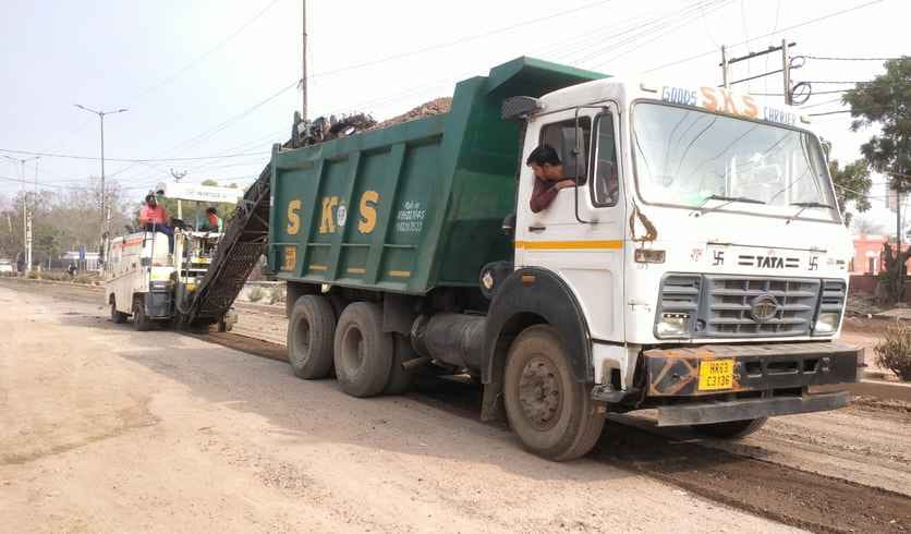 Special repair work started on Jhajjar-Bahadurgarh road