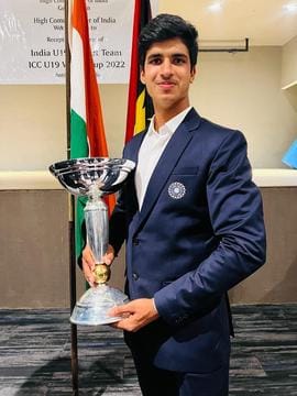 Farmer's son Rahul reached Vijay Trophy by playing with the bat of his cousins