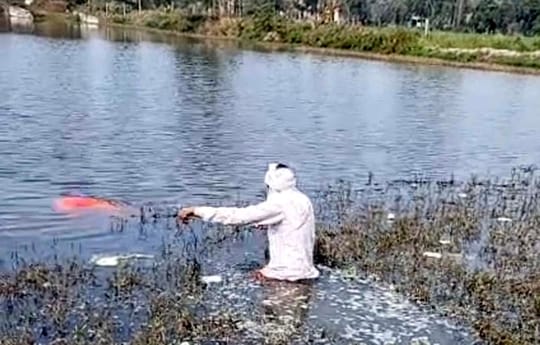 Dead body of 50 year old Baba found in pond