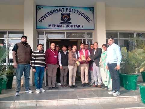 120 meritorious students participated in the job fair