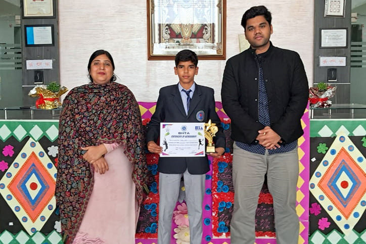 Tennis competition winner Aditya Malik welcomed