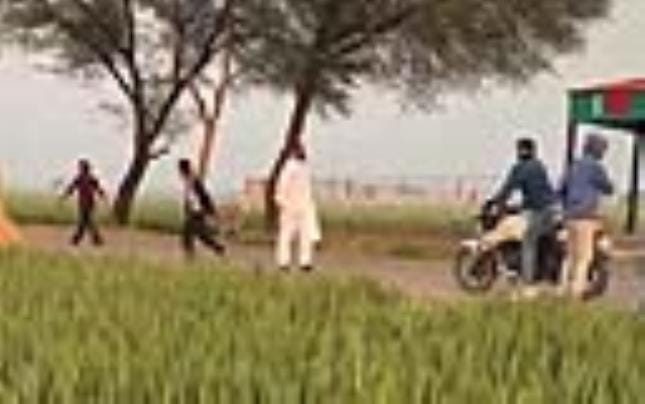 Sarpanch and colleagues of Biruwalagudha returning from wedding ceremony attacked, car vandalized