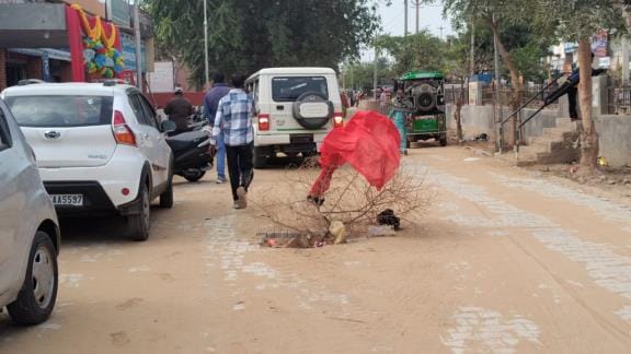 Poor quality construction done in front of BJP office, leaders complained