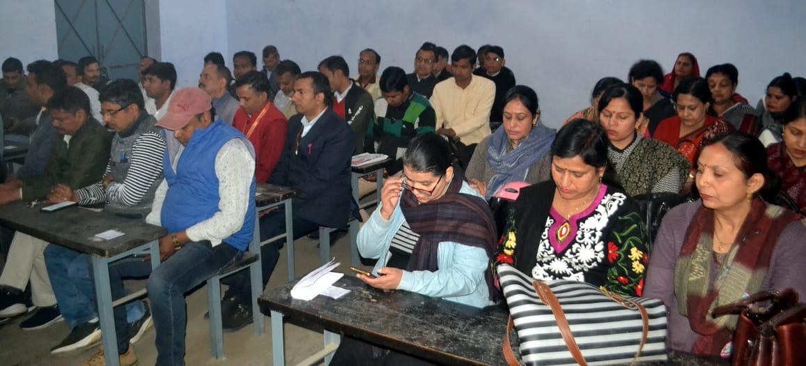 Keep in mind the prescribed distance of candidates