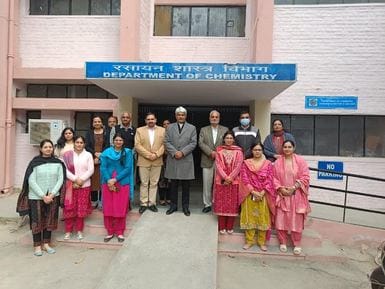 Vice Chancellor inspected research works