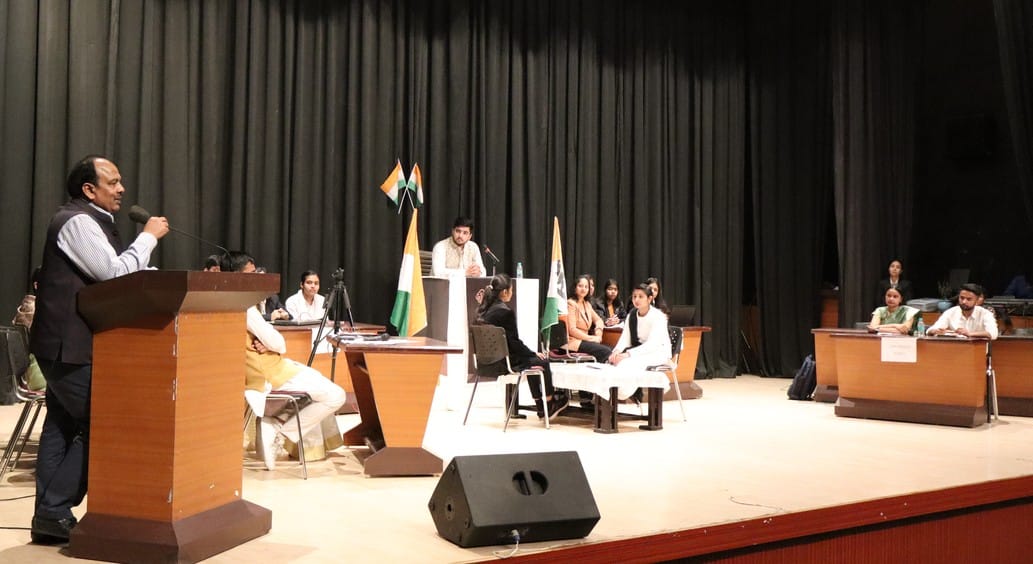 Students showed the proceedings of the budget session of Lok Sabha