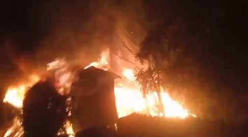 Muzaffarpur Bihar news :fire broke out Suddenly in house property worth lakhs was burnt to ashes
