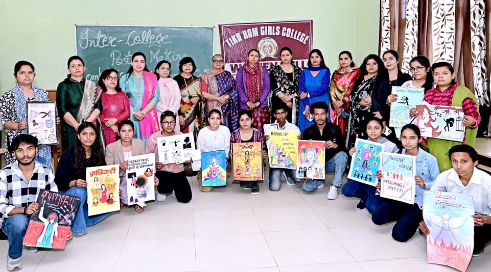 Maanvi of Government Women's College won the speech competition