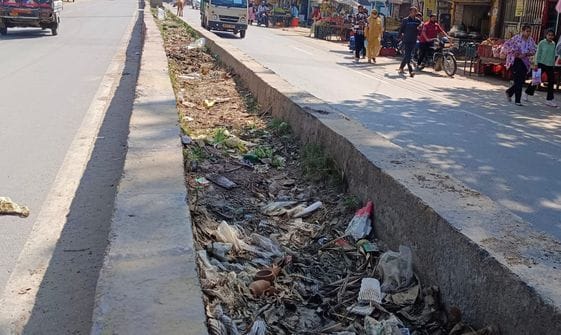 Dividers have become dumping zones instead of gain belts.