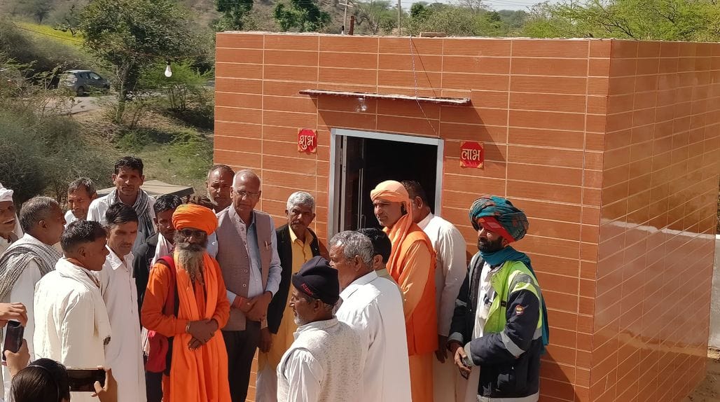 Saints showed the right path to the world from time to time: Kanwar Singh