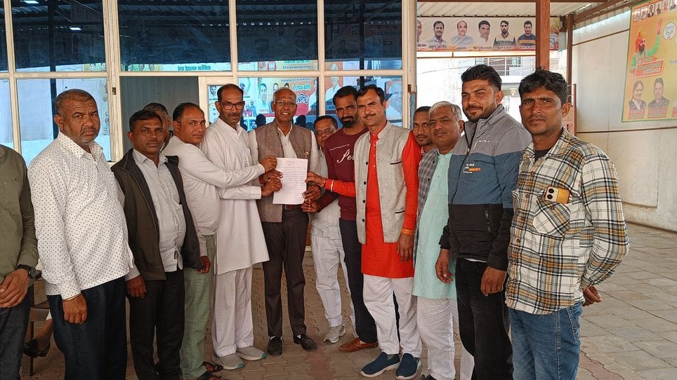 Demand for 13 months honorarium of block committee members