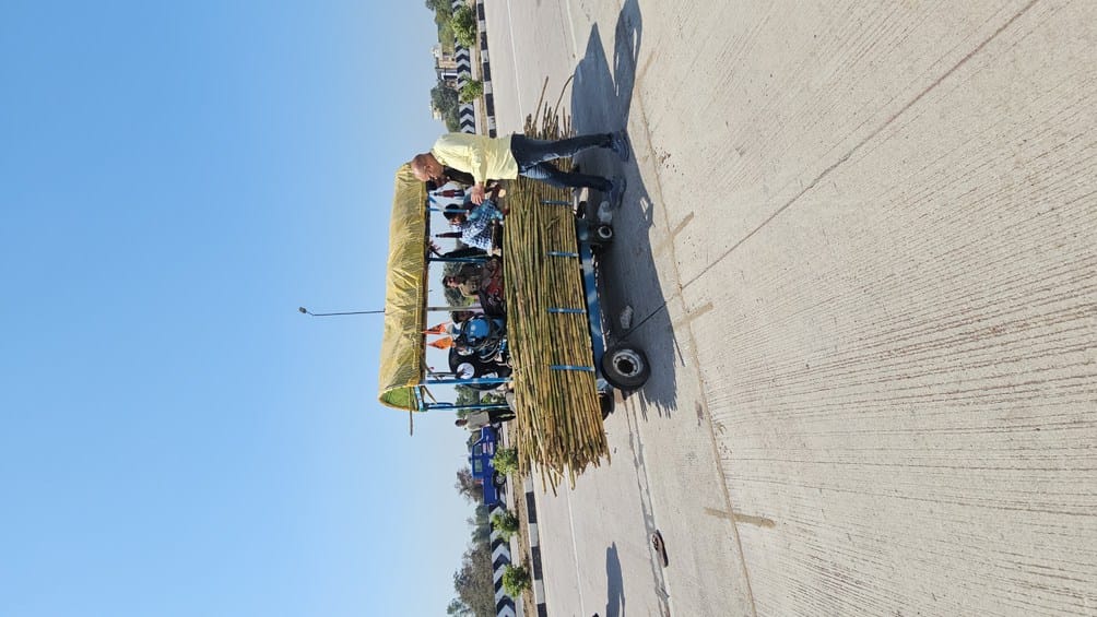 Father dies, son injured in a horrific road accident on Jhansi-Khajuraho Highway