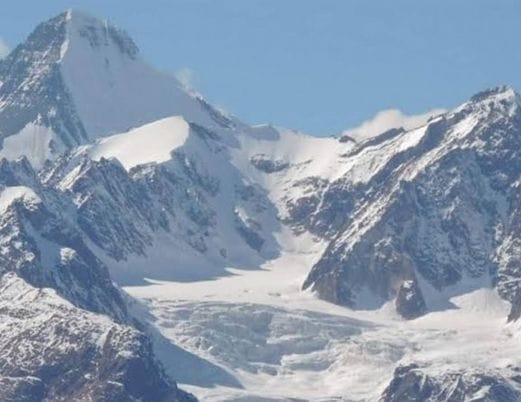 Restoration work of closed roads in Lahaul intensifies