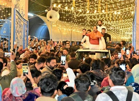 If you can't serve God then serve the public: Mishra