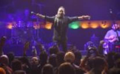 Bombay HC quashes complaint against Kailash Kher for hurting religious feelings