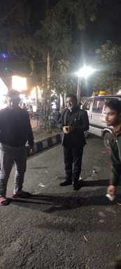 Garbage will have to be put in dustbins in street vendors only.