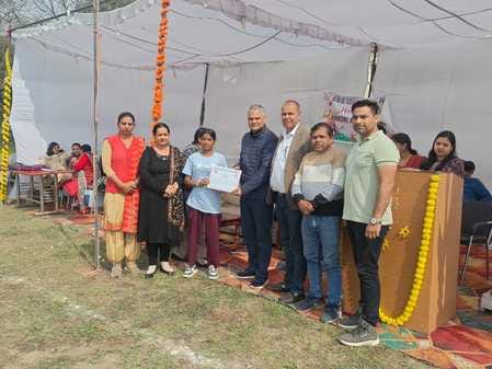Akash in men's category, Neha in women's category became the best athlete
