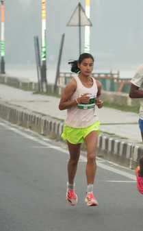 Bhagirathi of Van village of Dewal won Apollo New Marathon