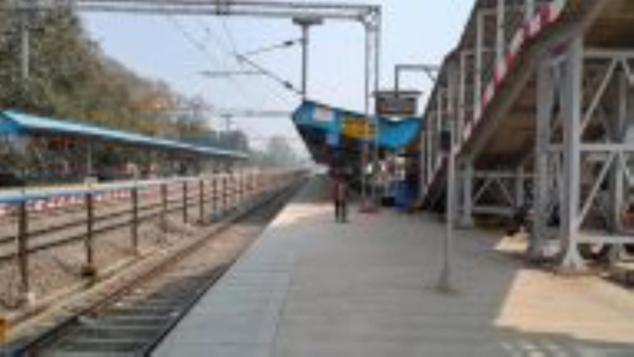Passenger facilities increased at Balrampur railway station