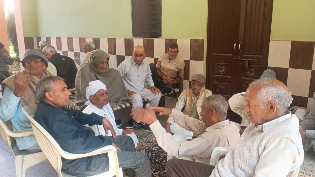 Election meeting: Our vote will go to the one who talks about development