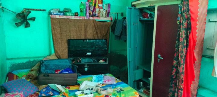 Jewelery and cash stolen from teacher's house