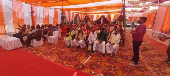 Money received in the accounts of 3.28 lakh farmers of the district