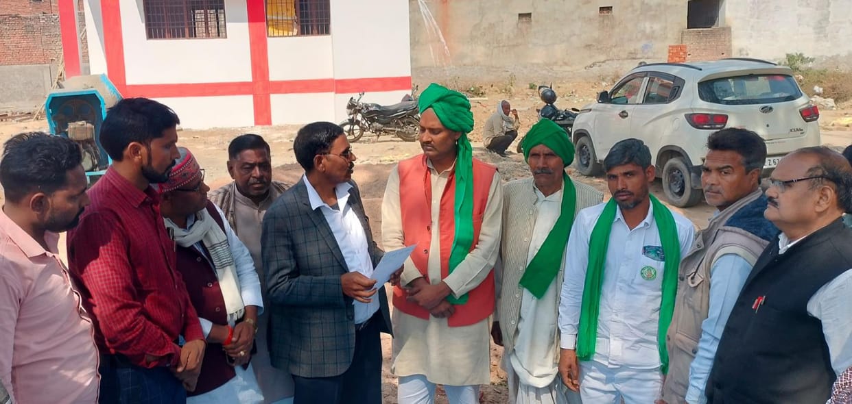 Farmers protest against mistakes in share determination in Khatauni