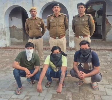 Three arrested including the manager who fled with gold worth 1.5 crores to pay off the debt