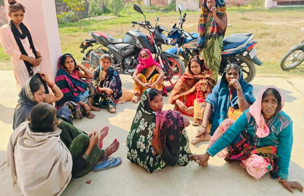 Father and friend who went to invite daughter's wedding die in road accident