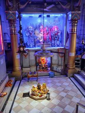 Ancient Ghanteshwar Mahadev Temple is the center of faith of devotees.