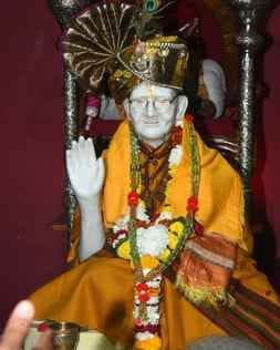 जै जै सरकार की तपोभूमि में पहुंचे संत महात्मा