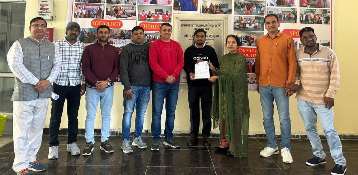 Gurudeep honored for passing NET