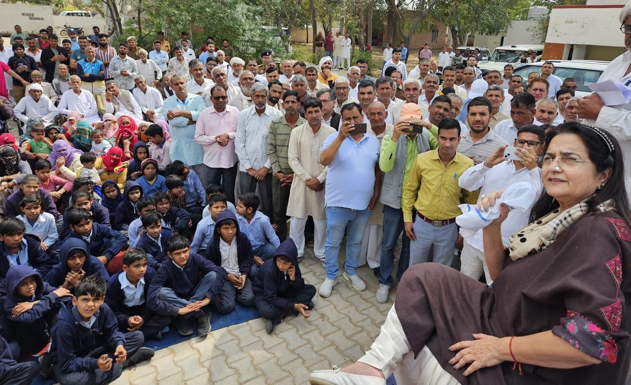 There will be provision of drinking water and electricity in the huts of every village: Kiran Chaudhary