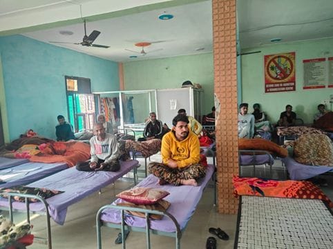 CM Flying and Health Department team inspected the drug de-addiction center on Narwana Road