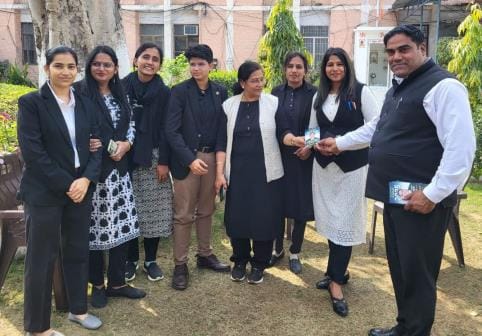 Election campaign reached its final stage, candidates engaged in public relations till late evening